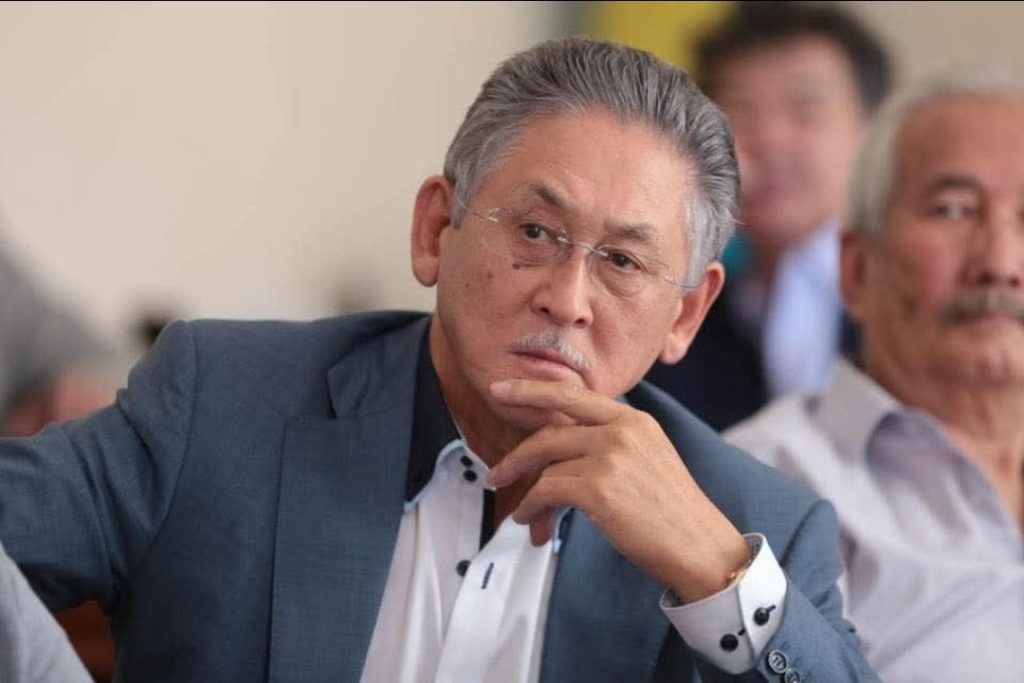 Бигельды Габдуллин: Почему именно Кошанов возглавил Халық Кеңесі?