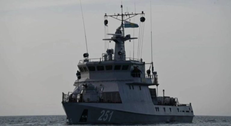 25 млн теңгеден және тағы 100 млн: Халық Кеңесі мүшелері сарбаздар отбасына қаржылай көмек жариялады