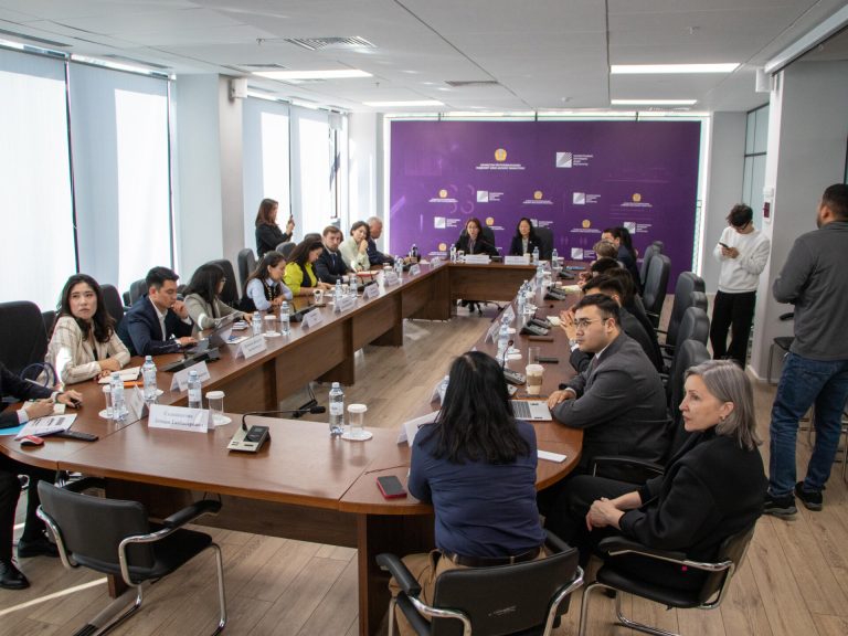 Закон об НПО прошел через обсуждение в Халық Кеңесі: войдут ли предложения в итоговый текст?