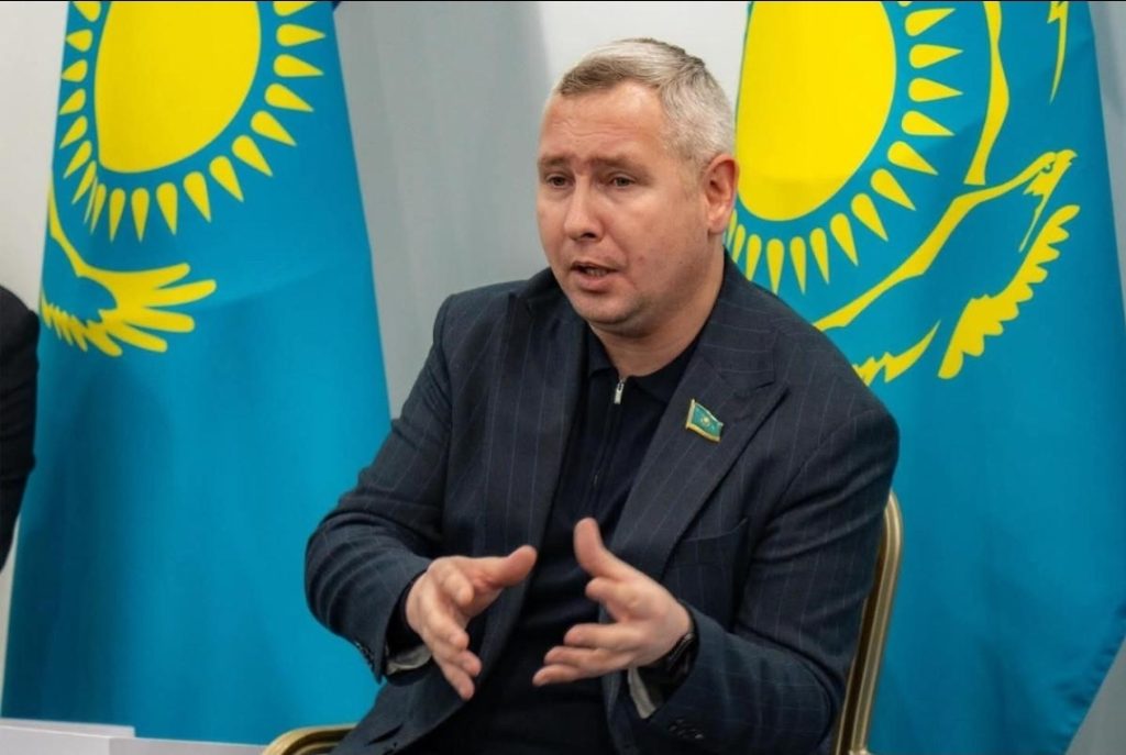 «Халық Кеңесі өтініш қабылдайды. Ал оны кім шешеді?» – Геннадий Шиповских