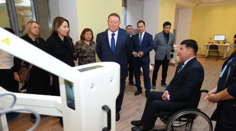 Халық Кеңесі өңірлерге шықты. Енді бұл кездесулер не өзгертеді?